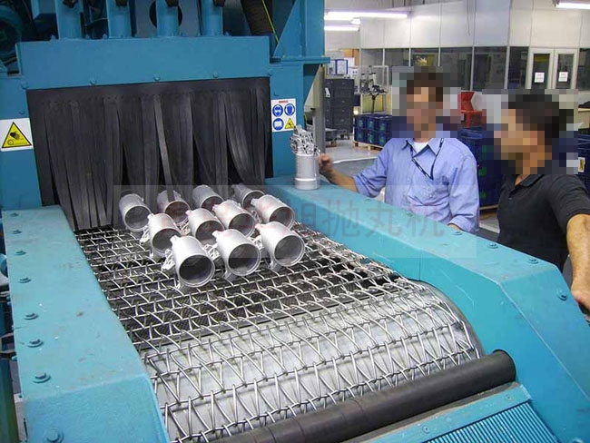 網(wǎng)帶式拋丸機(jī) 網(wǎng)帶式拋丸機(jī)